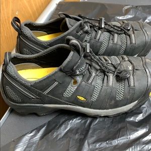 Keen Steel Toe Shoes